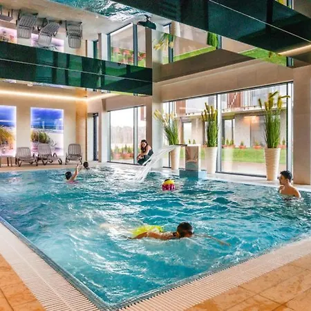 Апартаменты Prestige Z Basenem - 5d *